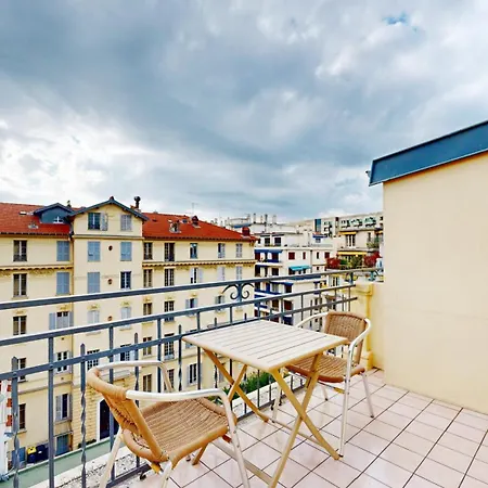 Solara Hotell