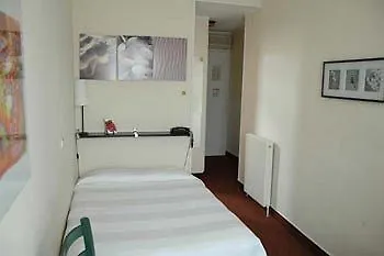 Solara فندق 2*